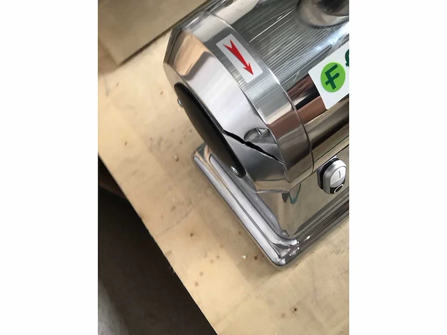 Fimar vleeswolf 250kg\1h - afbeelding 8 van  8