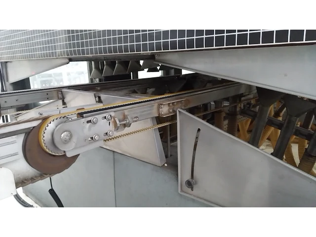 Final inspection - benteler curved glass washer - afbeelding 8 van  21