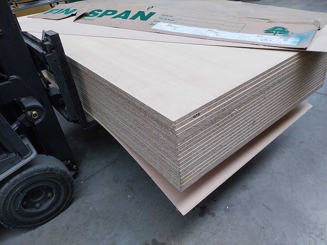 Finaspan meubelpaneel - afbeelding 2 van  4