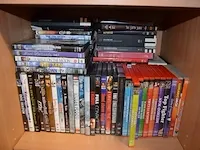 Fineer kolomkast 1 deur , ca. 350 dvd's, zak met boeken - afbeelding 11 van  11