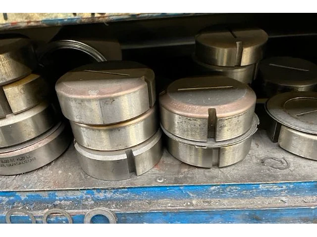 Finnpower cnc ponsmachine - afbeelding 18 van  27