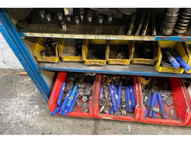 Finnpower cnc ponsmachine - afbeelding 19 van  27