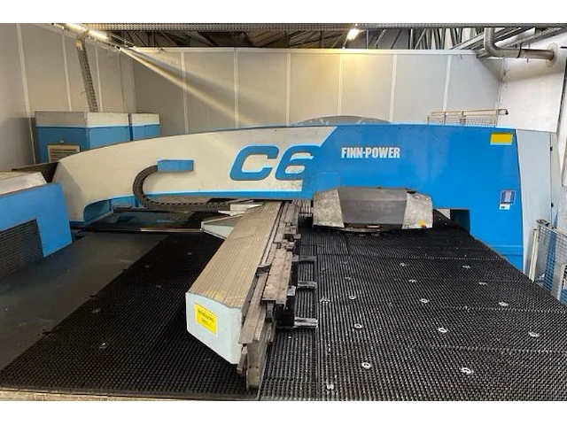 Finnpower cnc ponsmachine - afbeelding 12 van  27