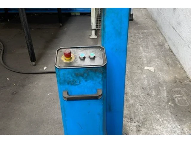 Finnpower cnc ponsmachine - afbeelding 25 van  27