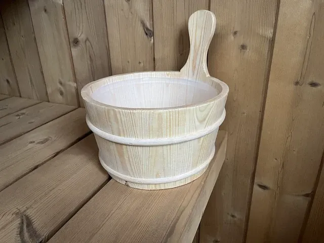 Finse sauna - afbeelding 10 van  11