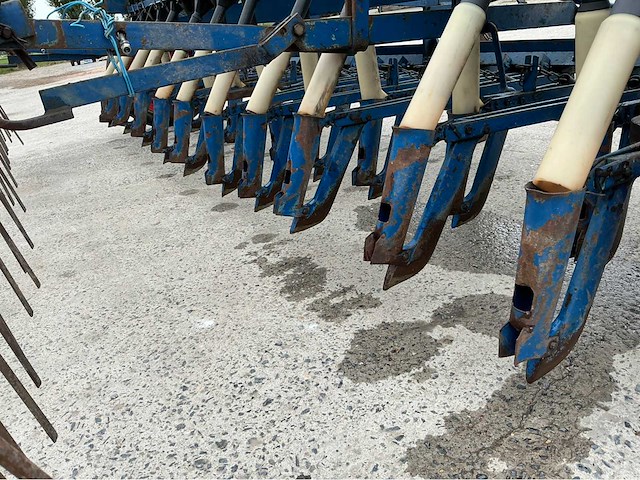 Fiona d70/300m fiona zaaimachine - afbeelding 13 van  13