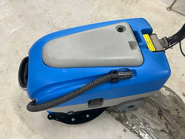 Fiorentini ecomini b430e schrob/zuigmachine - afbeelding 2 van  8