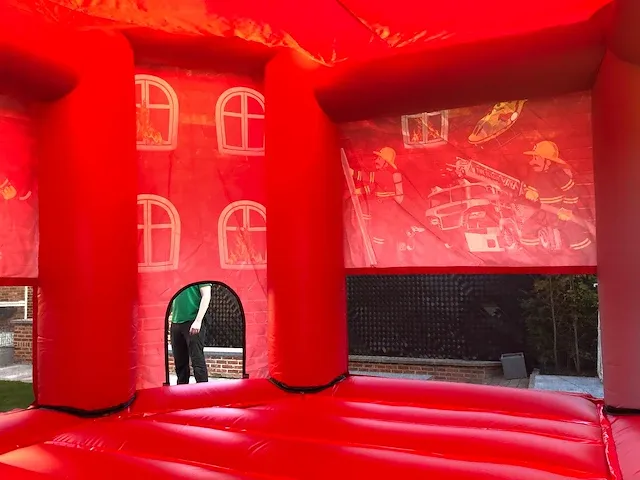 Fire house - afbeelding 7 van  9