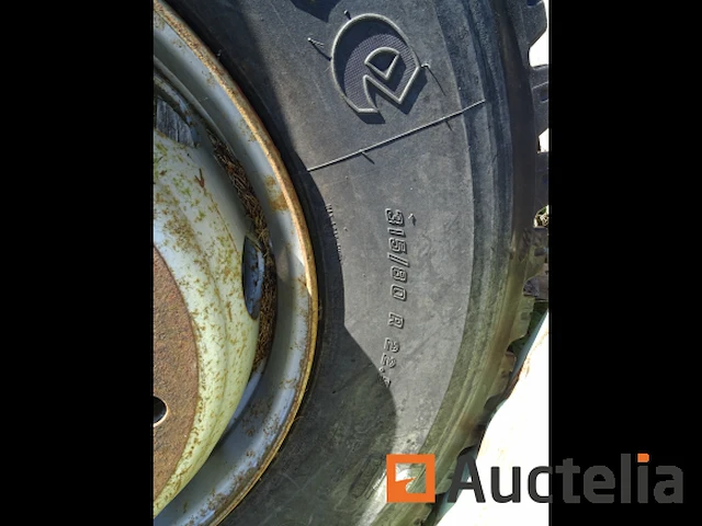 Firestone vrachtwagen band - afbeelding 3 van  8