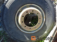 Firestone vrachtwagen band - afbeelding 4 van  8