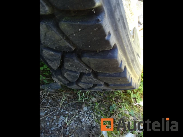 Firestone vrachtwagen band - afbeelding 7 van  8