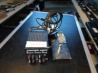 Fisheramps - butt kicker - drum in ear amp 2 - afbeelding 1 van  2