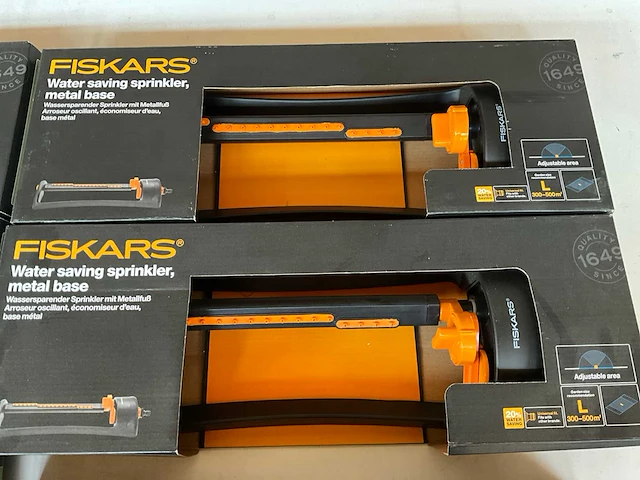 Fiskars diverse sprinklers voor tuin (7x) - afbeelding 6 van  10