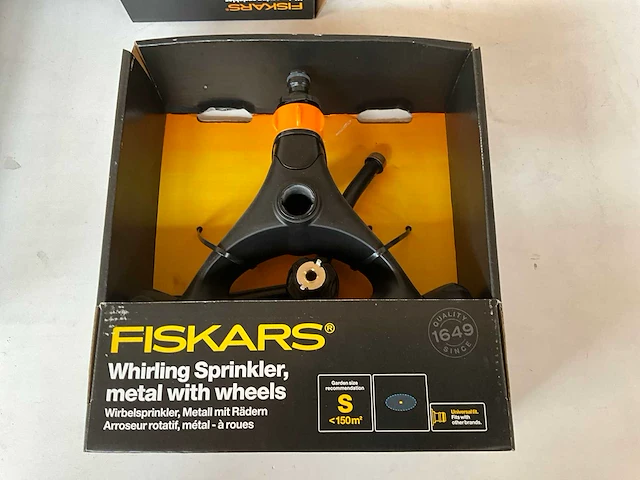 Fiskars diverse sprinklers voor tuin (7x) - afbeelding 9 van  10