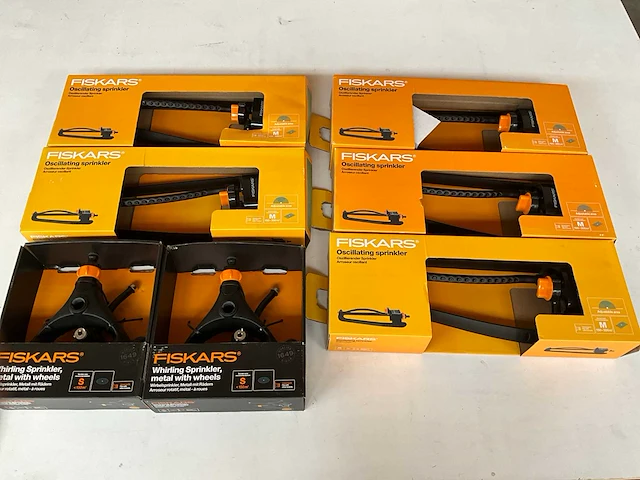Fiskars diverse sprinklers voor tuin (7x) - afbeelding 1 van  7