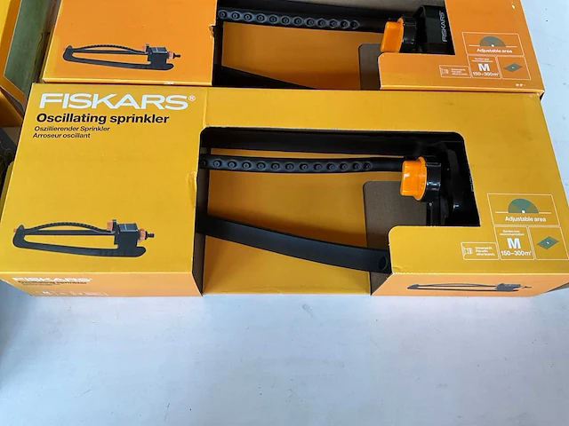 Fiskars diverse sprinklers voor tuin (7x) - afbeelding 2 van  7