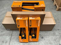 Fiskars zwenksproeier met gemakkelijk instelbare richting (21x) - afbeelding 1 van  4