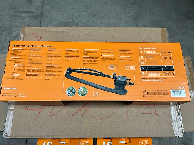 Fiskars zwenksproeier met gemakkelijk instelbare richting (21x) - afbeelding 4 van  4