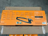 Fiskars zwenksproeier met gemakkelijk instelbare richting (21x) - afbeelding 4 van  4