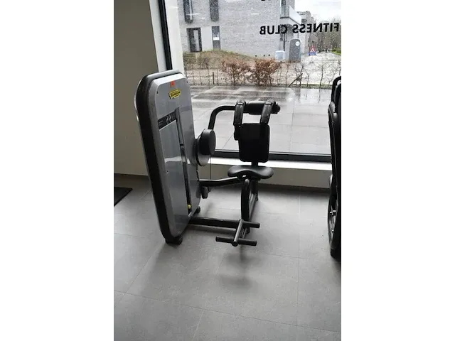 Fitnessapparaat technogym abdominal crunch oe001007 (25) - afbeelding 5 van  10