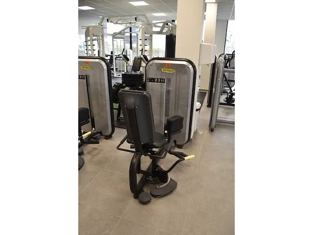 Fitnessapparaat technogym adductor oe001009ae (37) - afbeelding 11 van  13