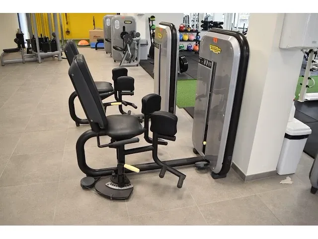 Fitnessapparaat technogym adductor oe001009ae (37) - afbeelding 12 van  13