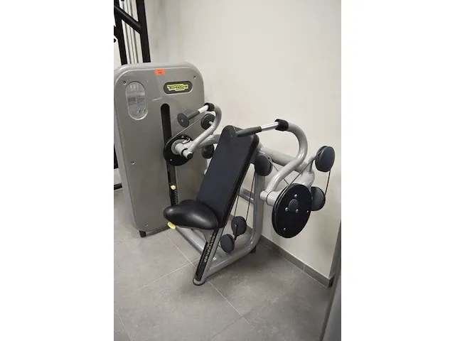 Fitnessapparaat technogym arm extension oe000680aa-nl (13) - afbeelding 6 van  10