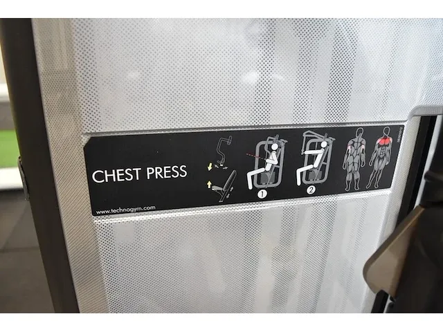 Fitnessapparaat technogym chest press oe001012 (35) - afbeelding 4 van  11