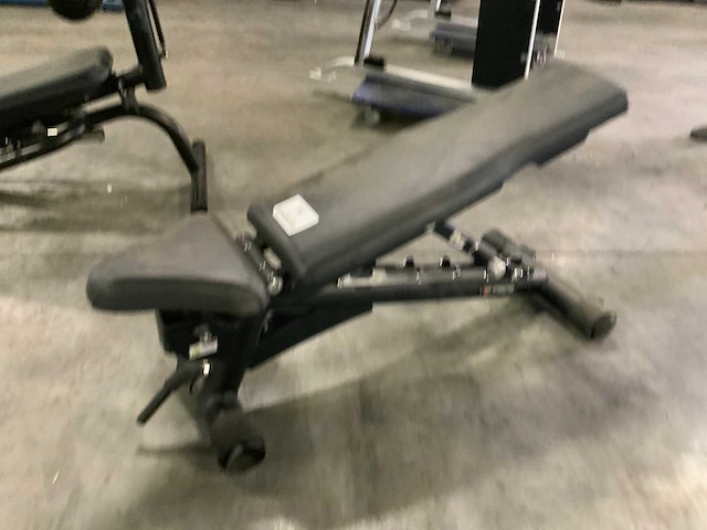 Fittribution adjustable bench krachtstation - afbeelding 2 van  4