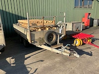 Flamingo geremde aanhangwagen - afbeelding 3 van  10