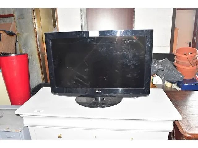 Flatscreen tv lg 32ld320-za (gaat niet aan) - afbeelding 1 van  6