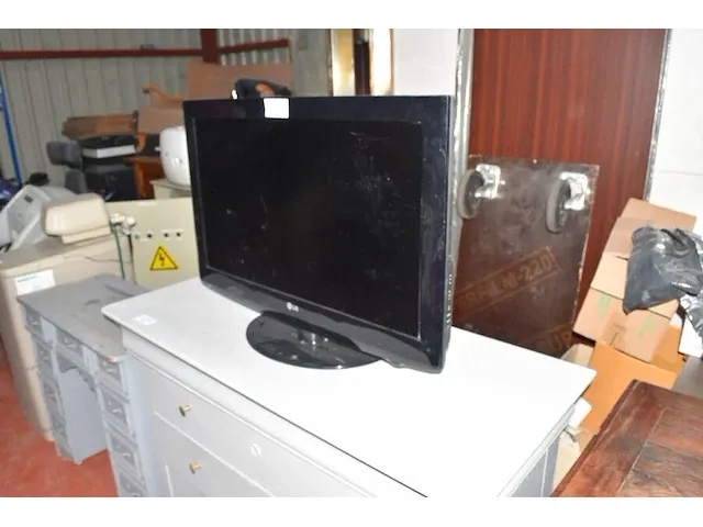 Flatscreen tv lg 32ld320-za (gaat niet aan) - afbeelding 3 van  6