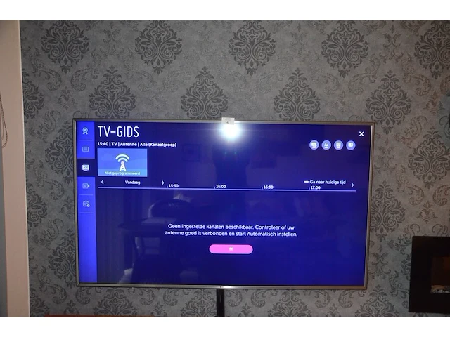 Flatscreen tv lg met afstandsbediening - afbeelding 5 van  5