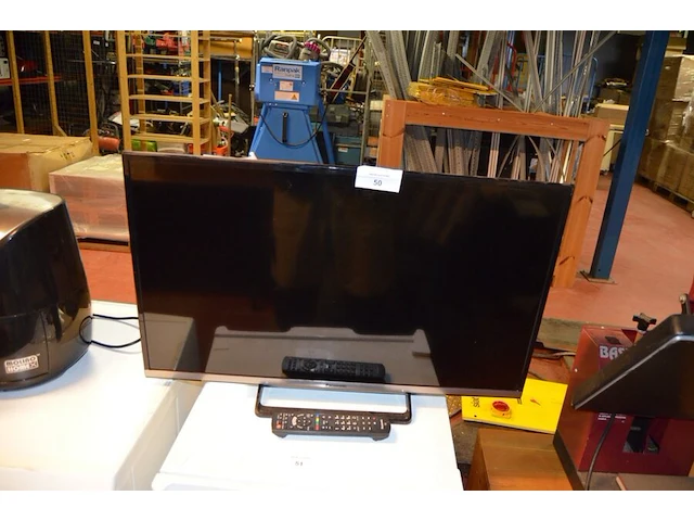 Flatscreen tv panasonic tx-32cs510e - afbeelding 1 van  7