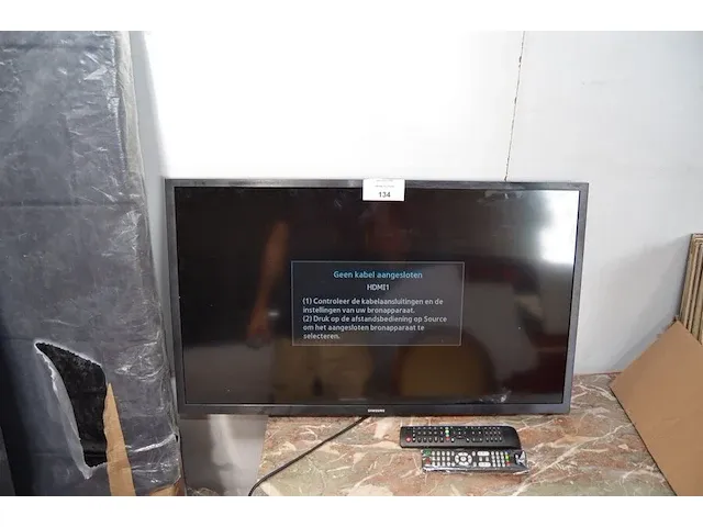 Flatscreen tv samsung ue32n5000aw met afstandsbediening - afbeelding 1 van  6
