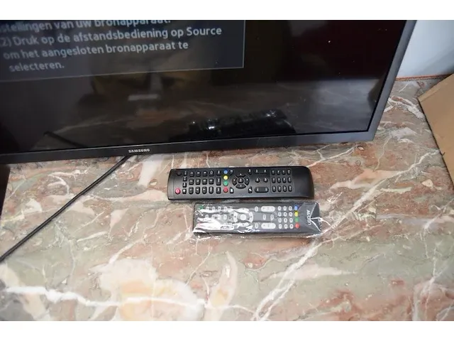 Flatscreen tv samsung ue32n5000aw met afstandsbediening - afbeelding 4 van  6