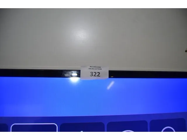 Flatscreen tv sharp lc-32hi3012e met afstandsbediening, dvd speler sony dvp-sr370 met afstandsbediening - afbeelding 2 van  9