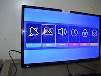 Flatscreen tv sharp lc-32hi3012e met afstandsbediening, dvd speler sony dvp-sr370 met afstandsbediening - afbeelding 4 van  9