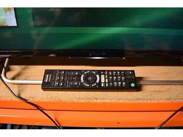 Flatscreen tv sony kdl-40w705c met afstandsbediening - afbeelding 5 van  8