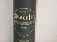 Fles à 70cl whisky grace ile 48%