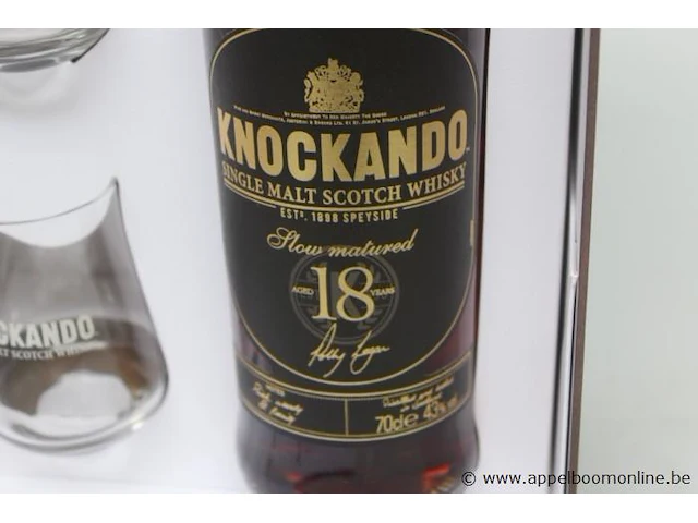 Fles à 70cl whisky knockando 18y 43% - afbeelding 2 van  2