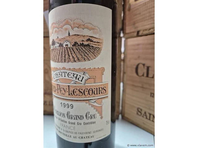 Fles grand-puy-lescours 1999, kasteelwijn - afbeelding 3 van  4