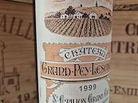 Fles grand-puy-lescours 1999, kasteelwijn - afbeelding 2 van  4