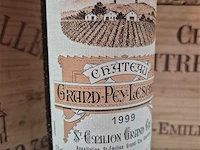 Fles grand-puy-lescours 1999, kasteelwijn - afbeelding 2 van  4