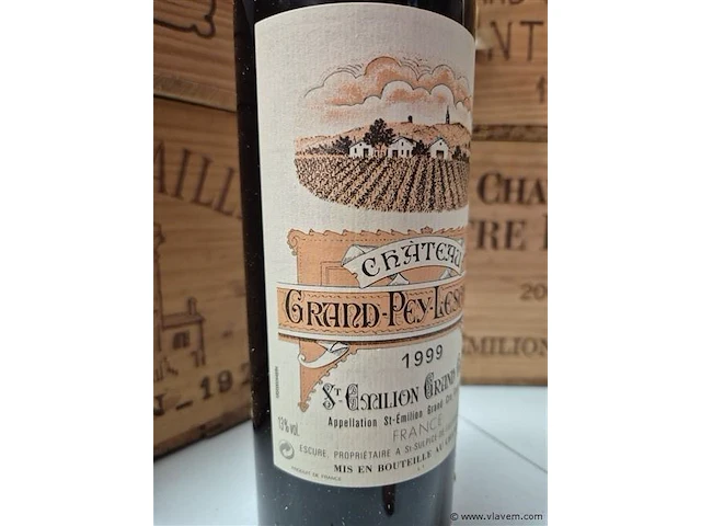 Fles grand-puy-lescours 1999, kasteelwijn - afbeelding 2 van  4