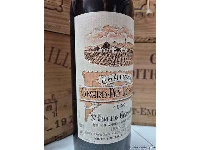 Fles grand-puy-lescours 1999, kasteelwijn - afbeelding 2 van  4