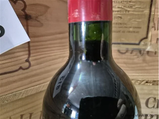 Fles grand-puy-lescours 1999, kasteelwijn - afbeelding 4 van  4