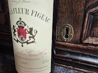 Fles rode wijn - afbeelding 3 van  3