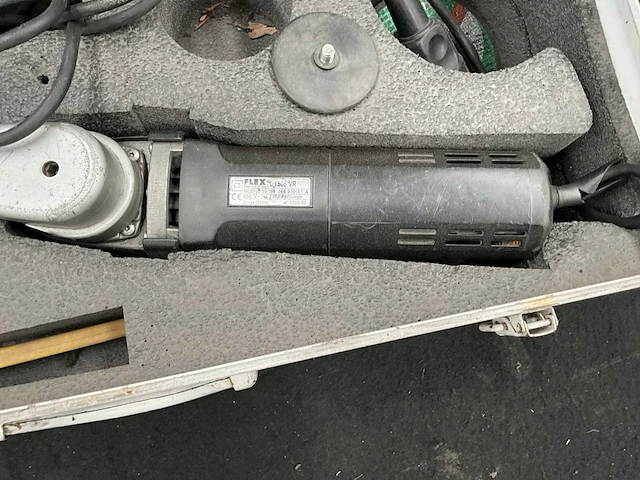 Flex l1506vr haakse schuurmachine - afbeelding 4 van  6