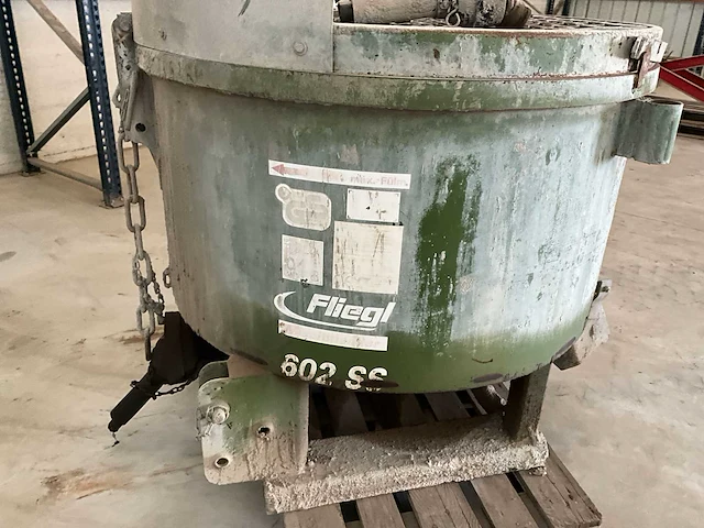 Fliegl 602 ss betonmixer - afbeelding 9 van  14